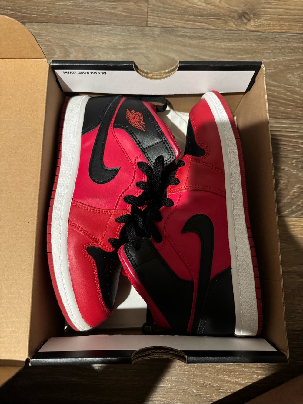 Nike Kids Air Jordan 1 Mid - Red and Black
